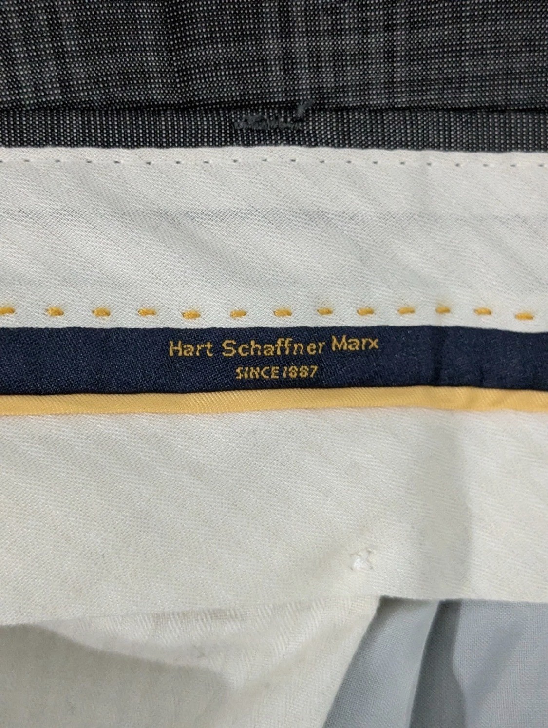 Hart Schaffner Marx Suit Mens 44L Gray Plaid 2 Button Wool Pleated Pants