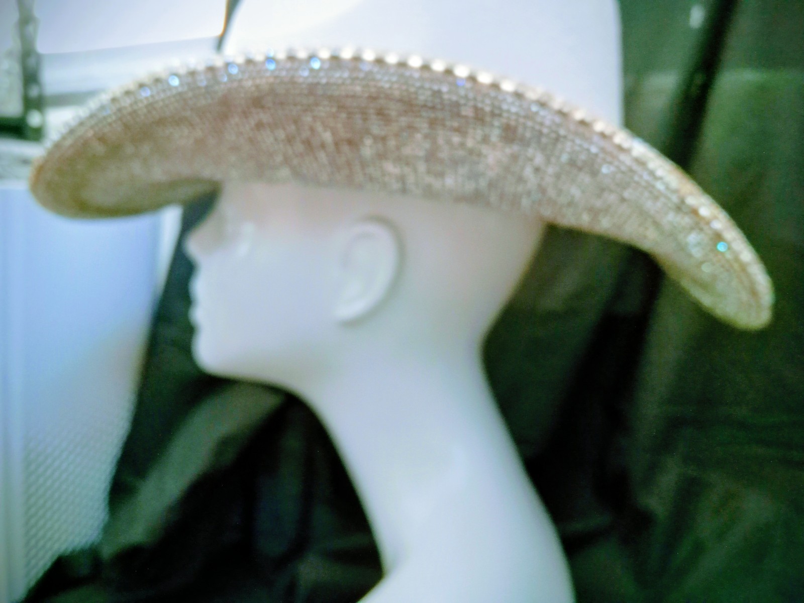 Western Wedding White Cowboy Hat Brim Flash Diamond Encrusted Rhinestones 3000