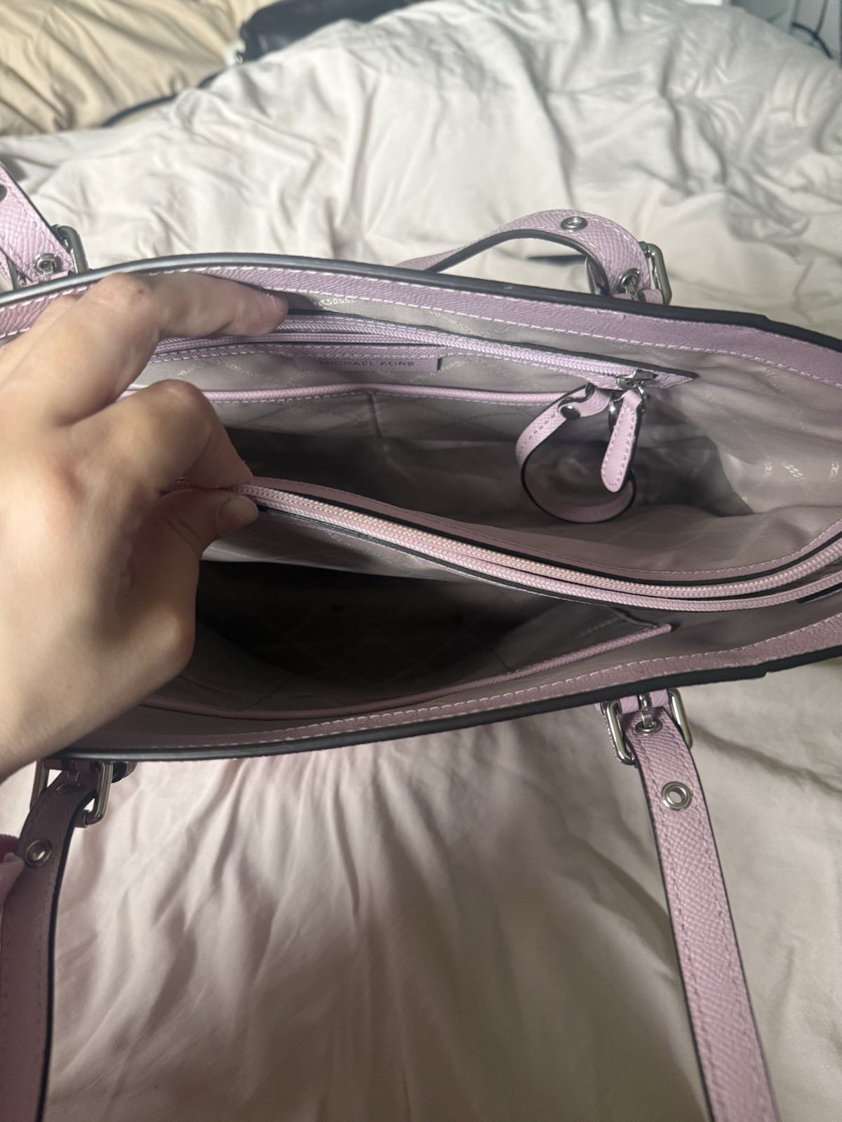 Michael Kors Voyager Tote Bag Lavender Mist w/ Silver Hardware