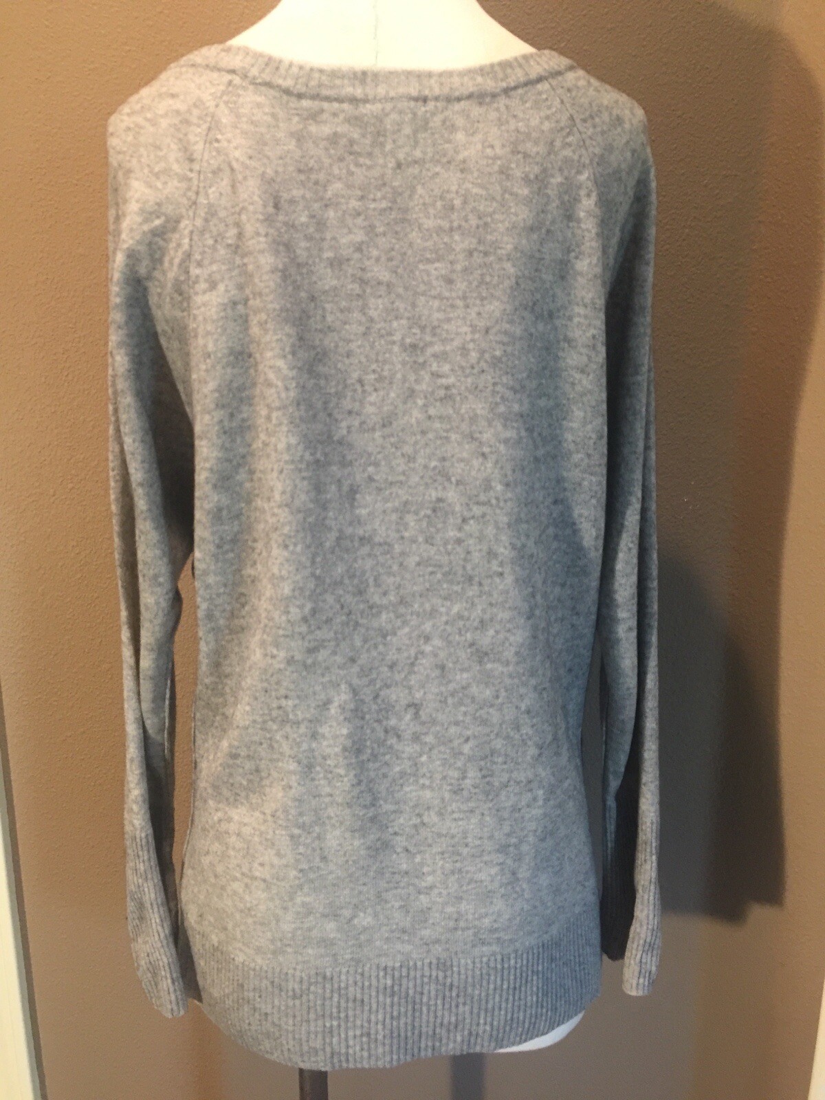Nordstrom Halogen M Gray Pullover Sweater 90% Wool 10% Cashmere W Long Sleeve