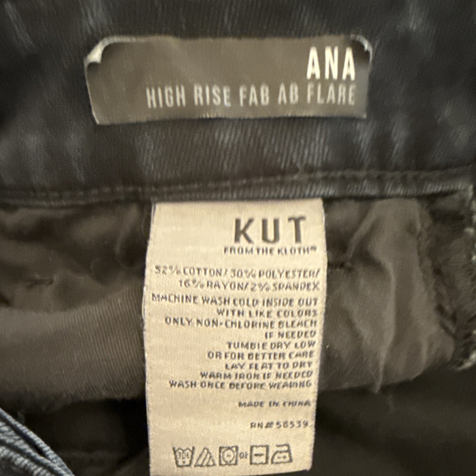 KUT from the Kloth Fab Ab High Rise Flare Jeans Black 12 KP1528MD9