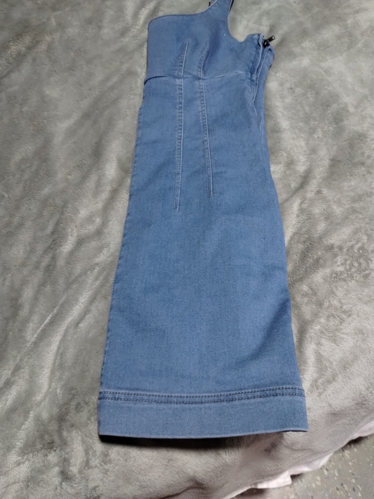 No Boundaries Denim Dress size 4-6 Adjustable Straps Zip Closure Stretch