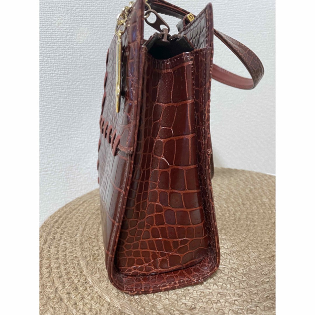 Yves Saint Laurent Handbag croco embossed Bordeaux Size: W:11.6 × H:8.1 in.