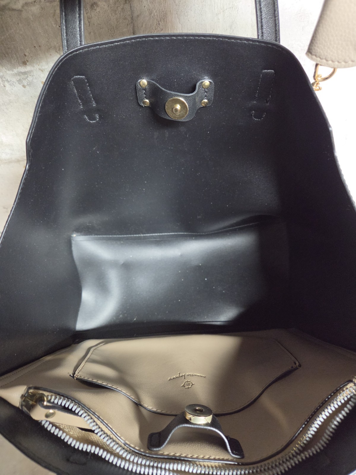 Nanette Lepore Black PU Leather Shoulder Bag With Clip On Wallet