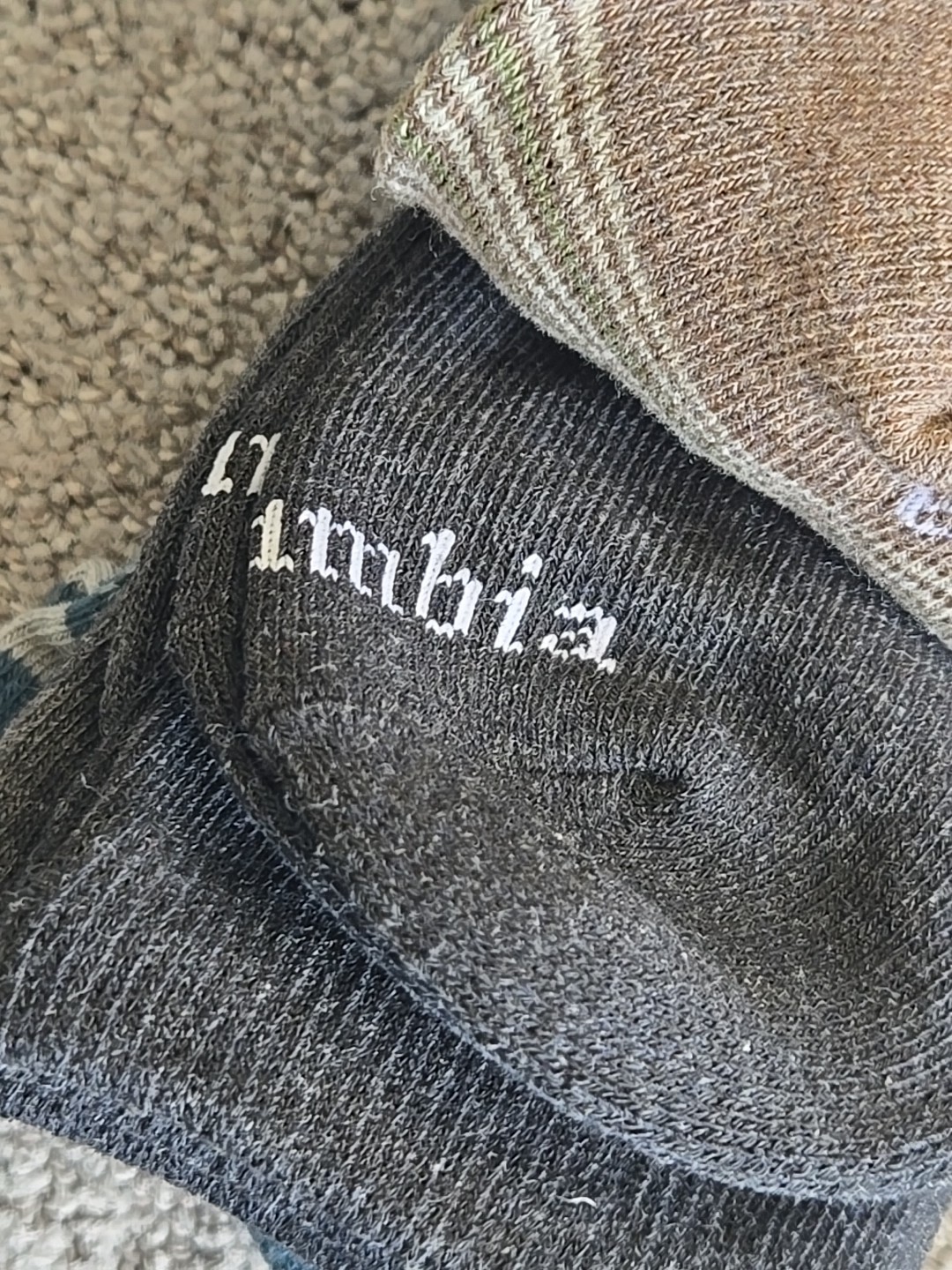 Columbia 4 Pair Every Day Crew Socks Men’s Sz 6-12 NWT Blue Black Taupe Gray