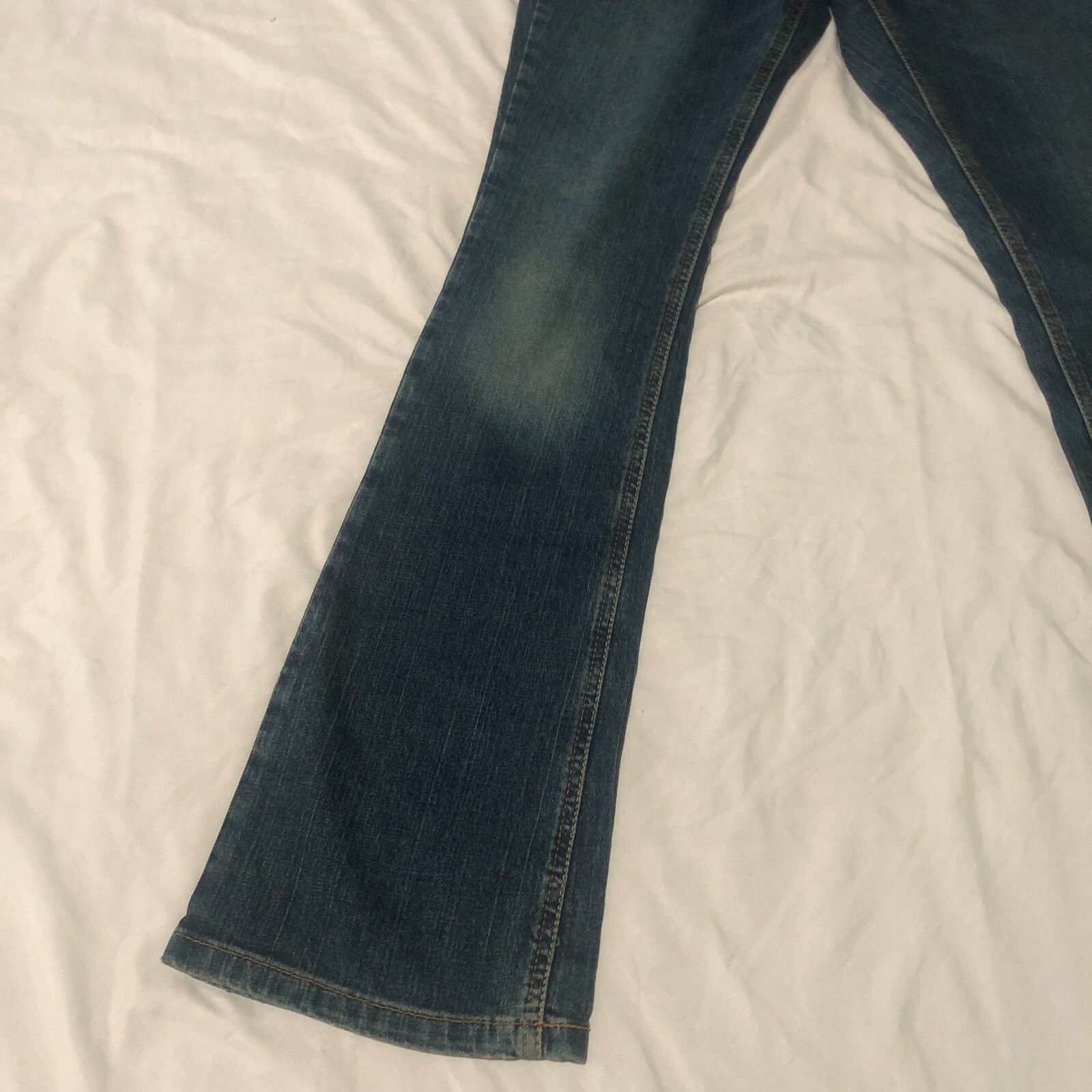 Tommy Hilfiger Stretch Boot Cut Jeans Med/Dark Wash Below Waist Boot Cut Sz 4R