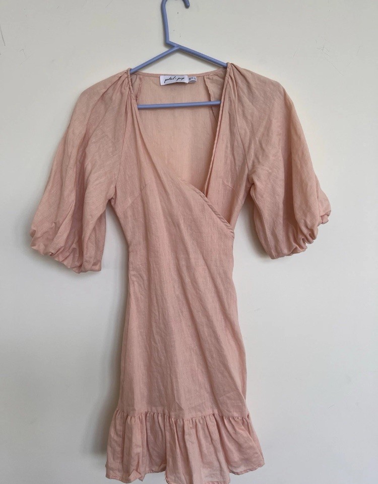 Petal + Pup Women’s 2 Pink Solid Wrap Mini Dress V-Neck 3/4 Puff Sleeves Ruffle