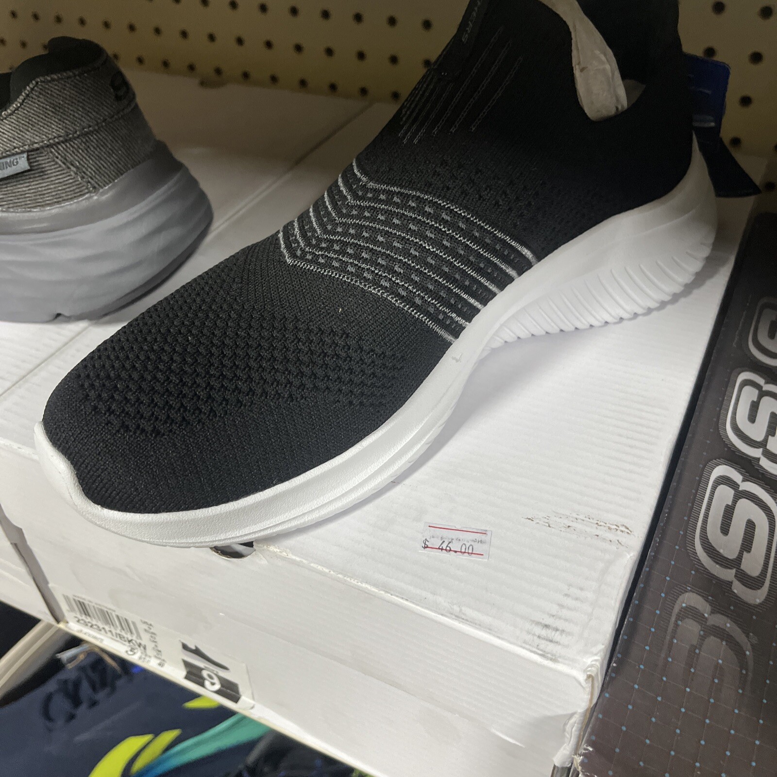 All Tenis On Existen Are 20% Off Just Asking Your Favorite And If Is Available.