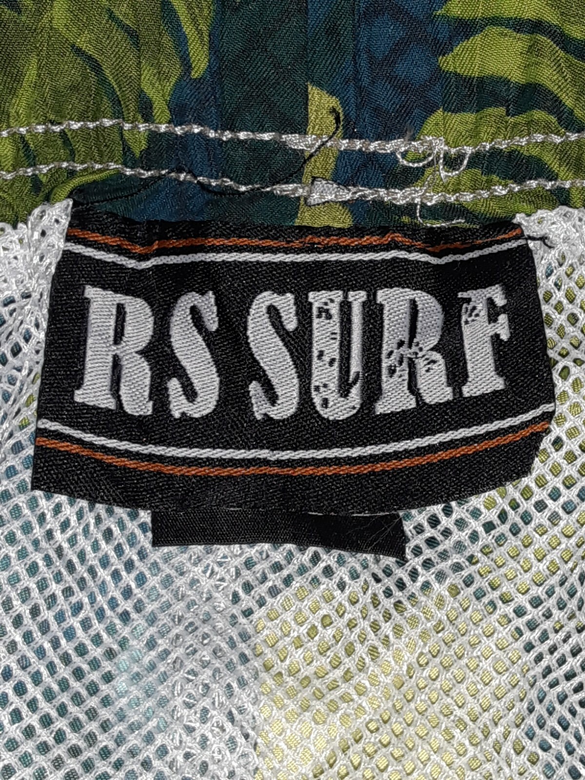 RS SURF APPAREL SWIM TRUNKS LNWOT Men’s Size LARGE (SEE MEASUREMENTS)