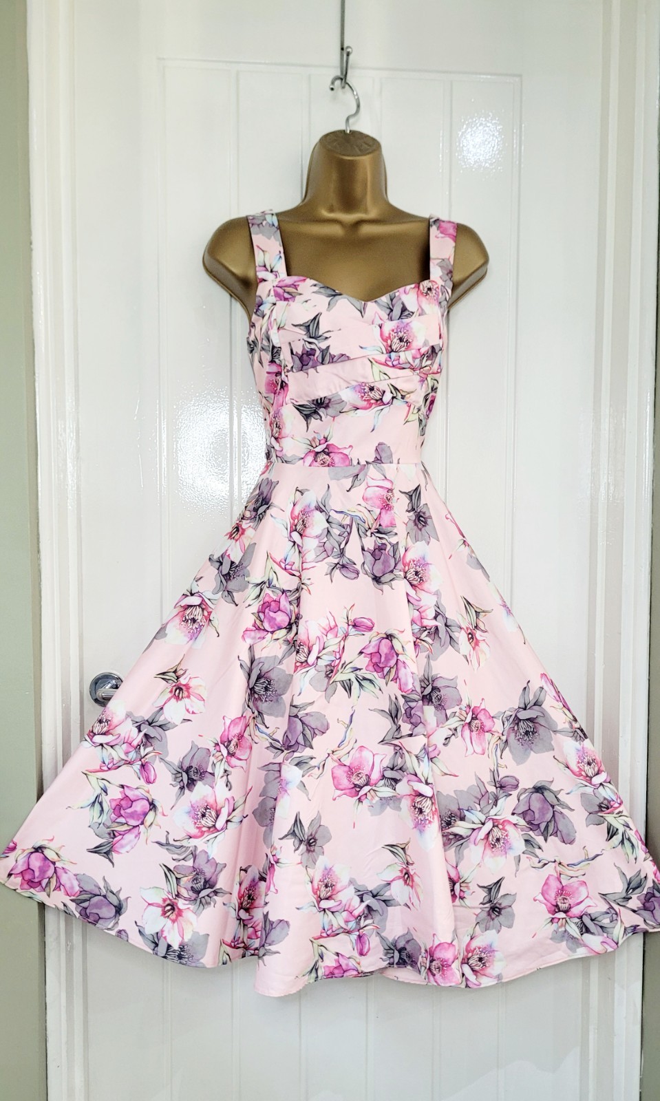 Quiz size 8 Pink floral summer occasion wedding guest races dress fit & flare