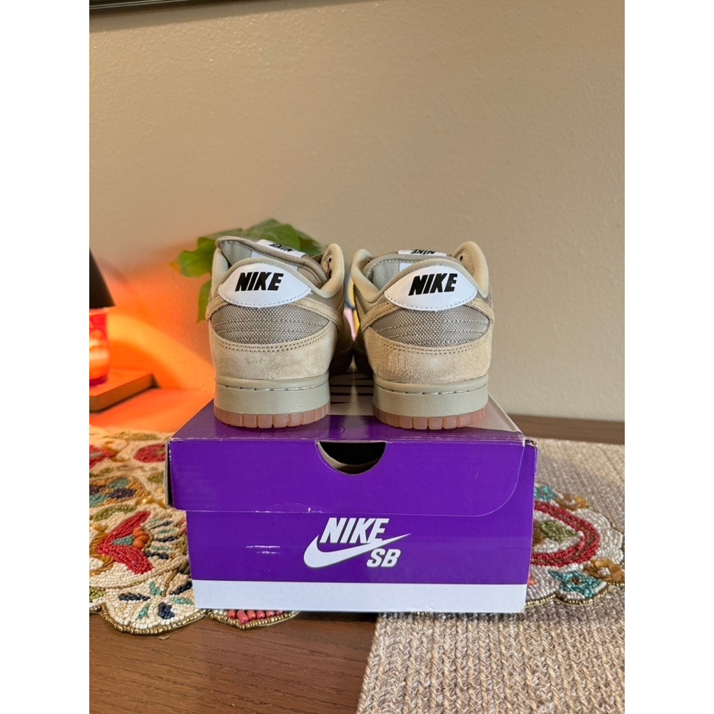 Size 8 – Nike SB Dunk Low Pro B Parachute Beige Pale Ivory Sail HJ0367 200
