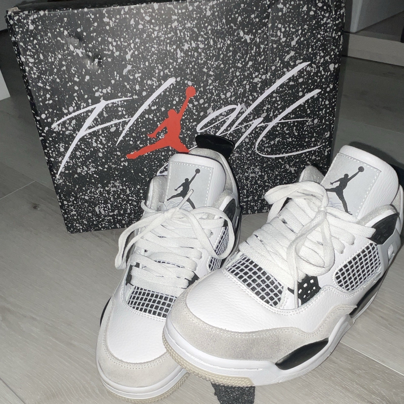 Jordan Air Jordan 4 Retro Military Black White/Black/Gray 2022 DH6927-111