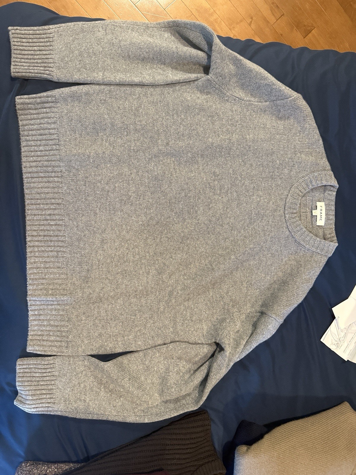 Frame Cashmere Crew Neck Sweater