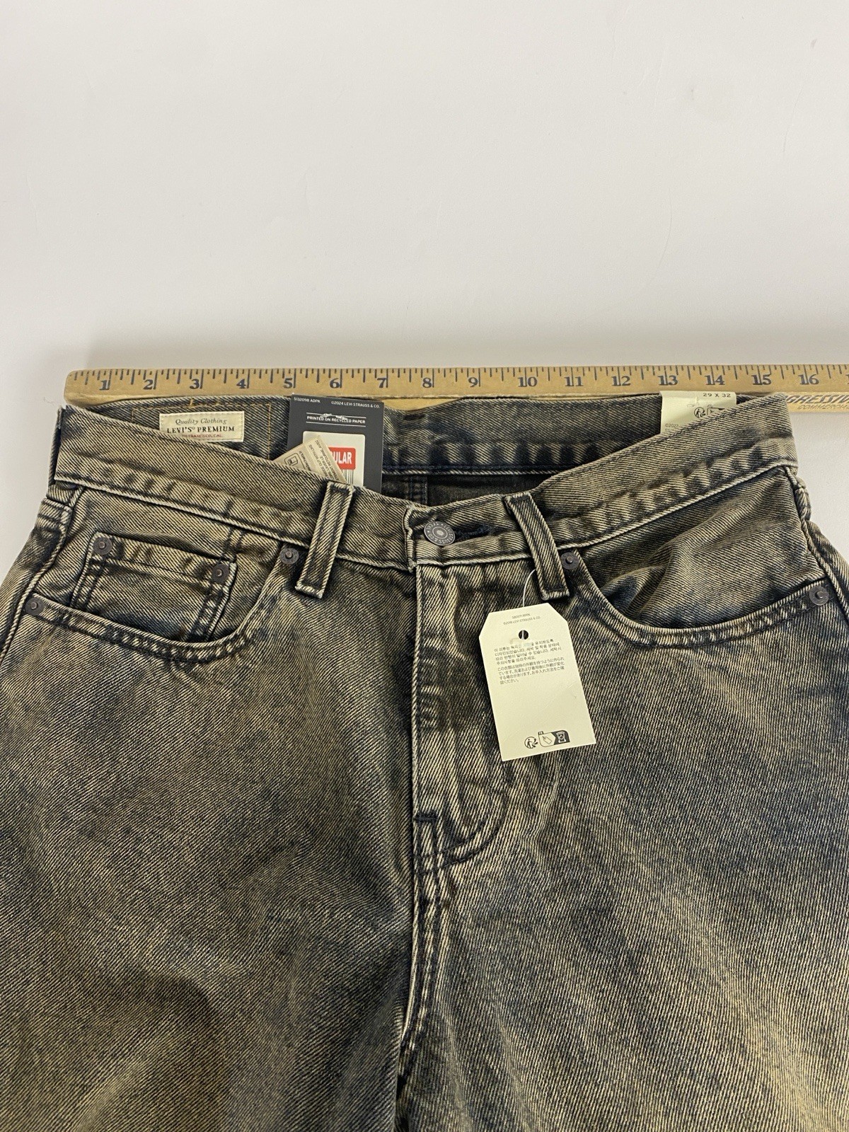 New Levi’s Men’s 578 Baggy Color: Bahamas Tint Down Men’s Size 29