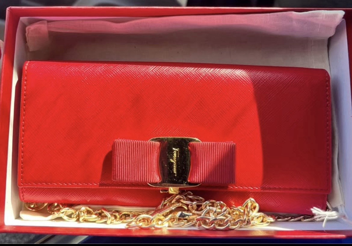 Salvatore Ferragamo Red Small Shoulder Bag Chain Strap Bow Logo Gold Hardware
