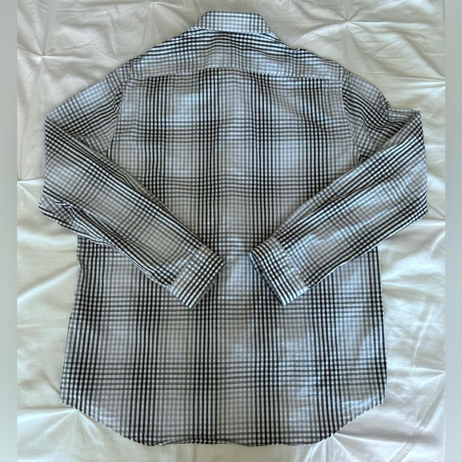 Michae Kors Men’s Slim Fit Button Up Plaid Dress Shirt in Granite 16.5 34/35