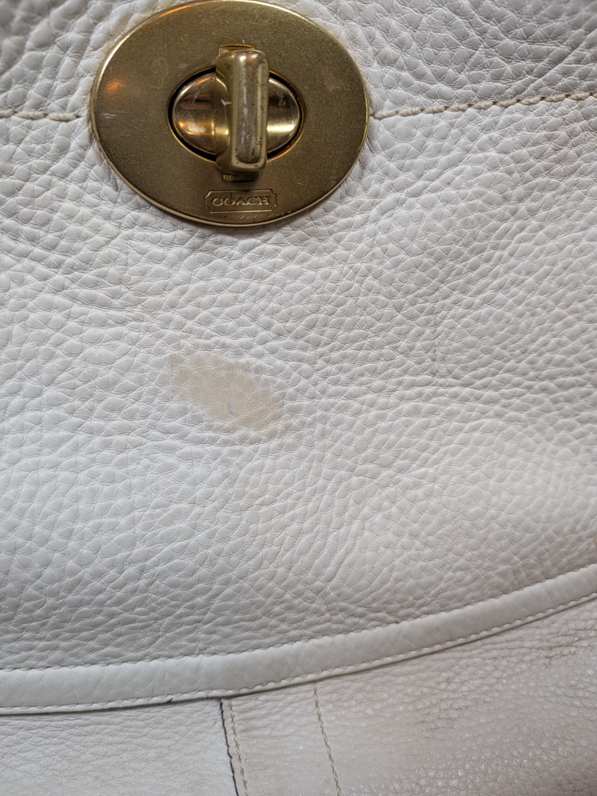 COACH Ergo Pebbled Leather Turn Lock Hobo Tote White 11640