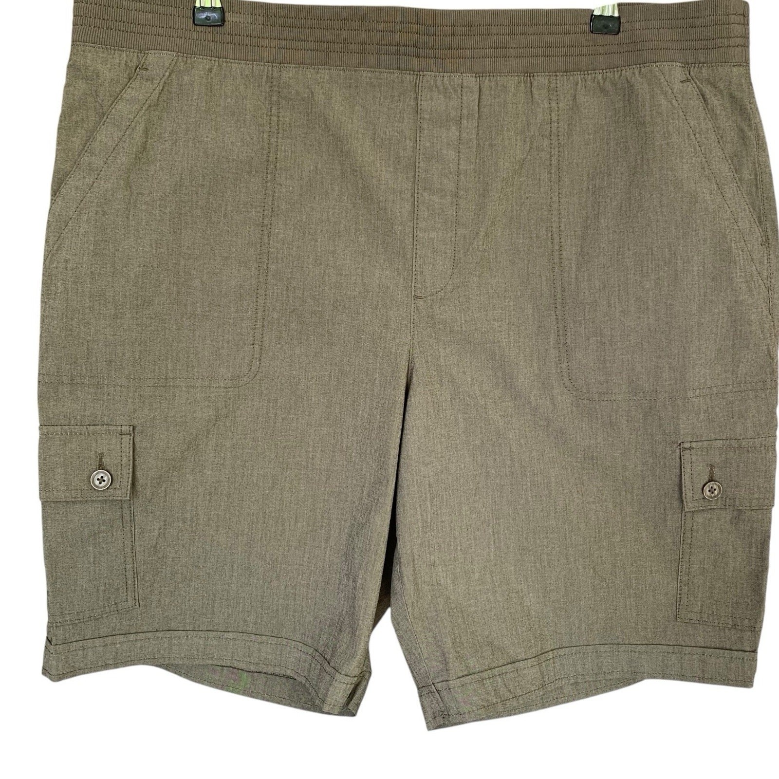 Chico’s Shorts NWT Women’s Size 3.5 (18) Carpenter Pewter Green Outdoors Pull-On