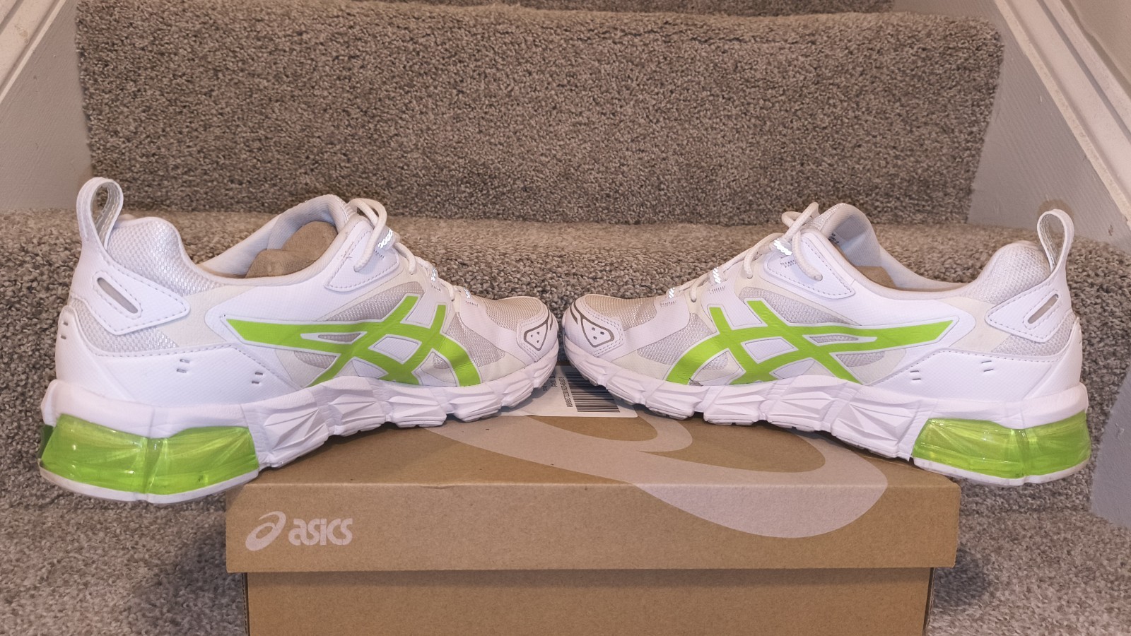 asics Gel quantum 180 Hazard Green Men 10.5 Women 12