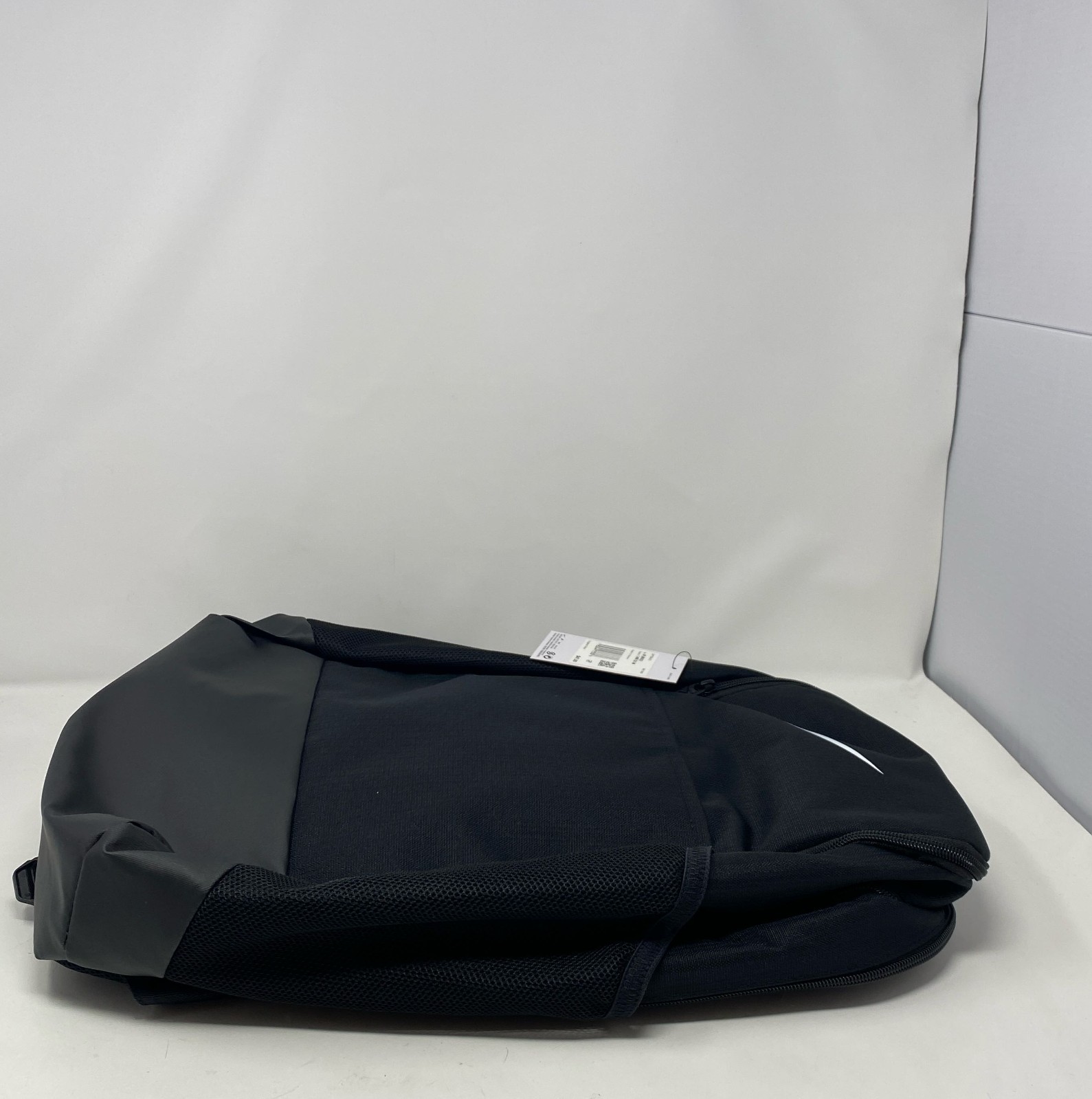 Nike Brasilia 9.5 Backpack Medium 24L Black/White DH7709-010