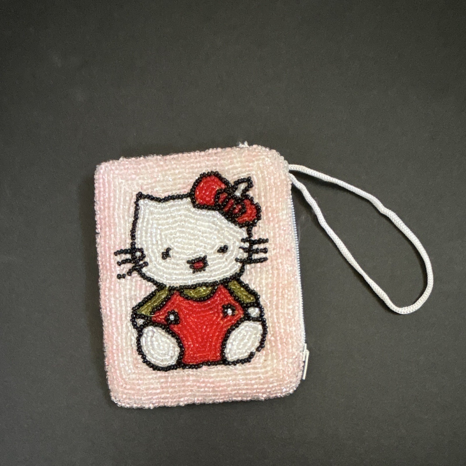 Vintage Hello Kitty Sanrio Beaded Coin Purse w/ flaw in top seam as shown