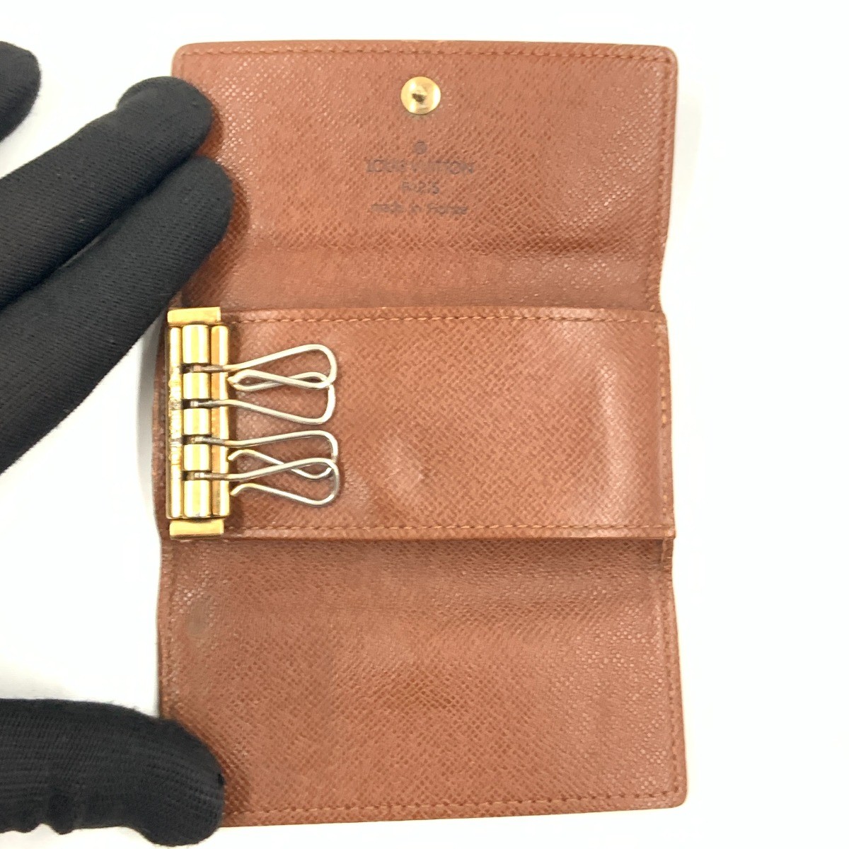 LOUIS VUITTON Monogram Multicles4 4-key holder M69517 Brown junk item presen…