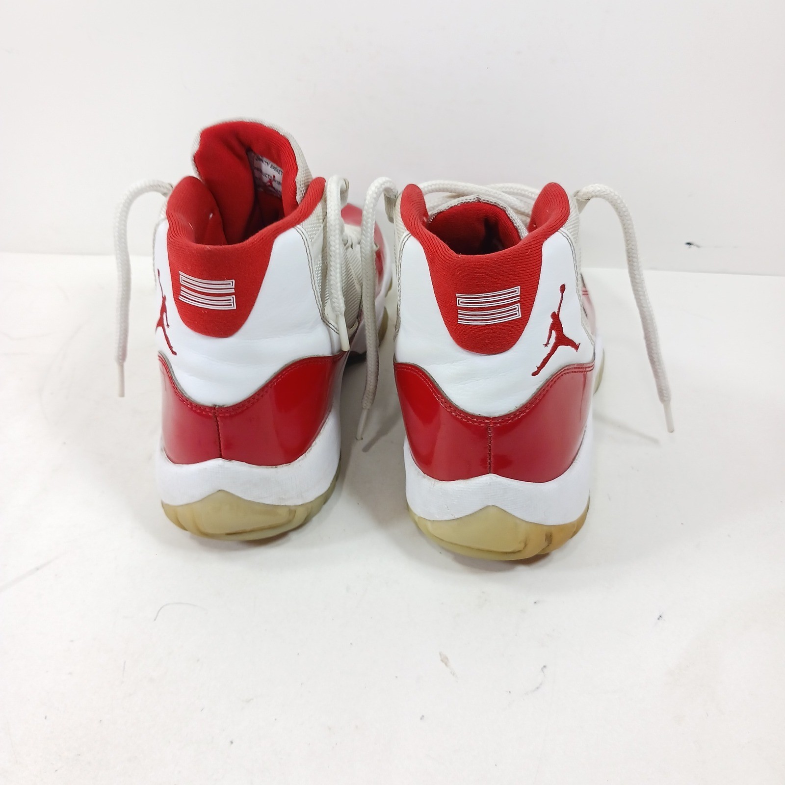 Air Jordan 11 Retro Cherry 2022 White Varsity Red CT8012-116 Mens Size 11