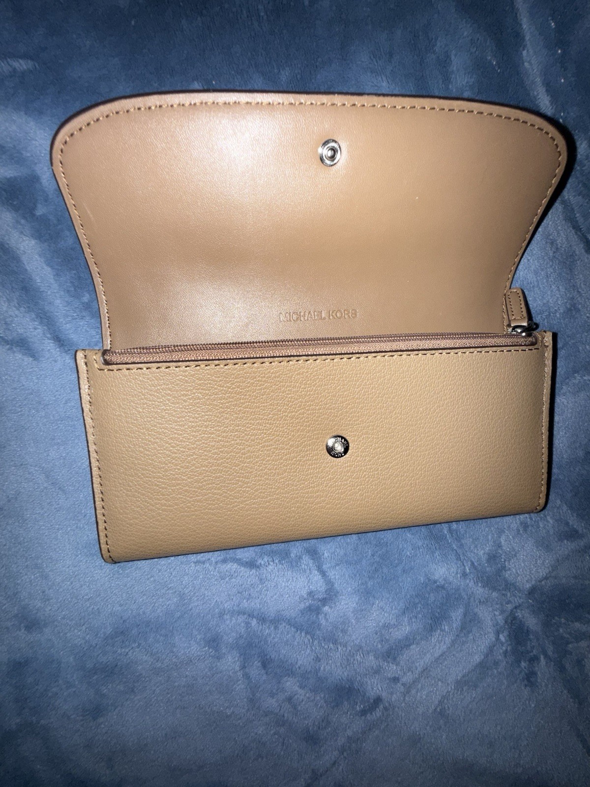 This Michael Kors Hamilton Large Leather Continental Wallet