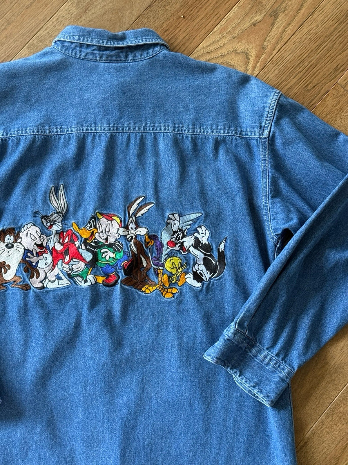 Warner Bros Studio Store Looney Tunes Denim Shirt Embroidered Vintage 90s Sz Sm