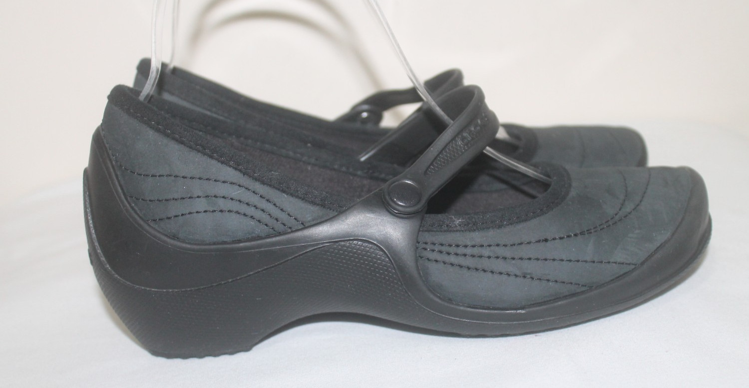 Crocs Nubuck Leather Croslite Black Gray Size 7 Mary Janes Wrapped Wedge Shoes
