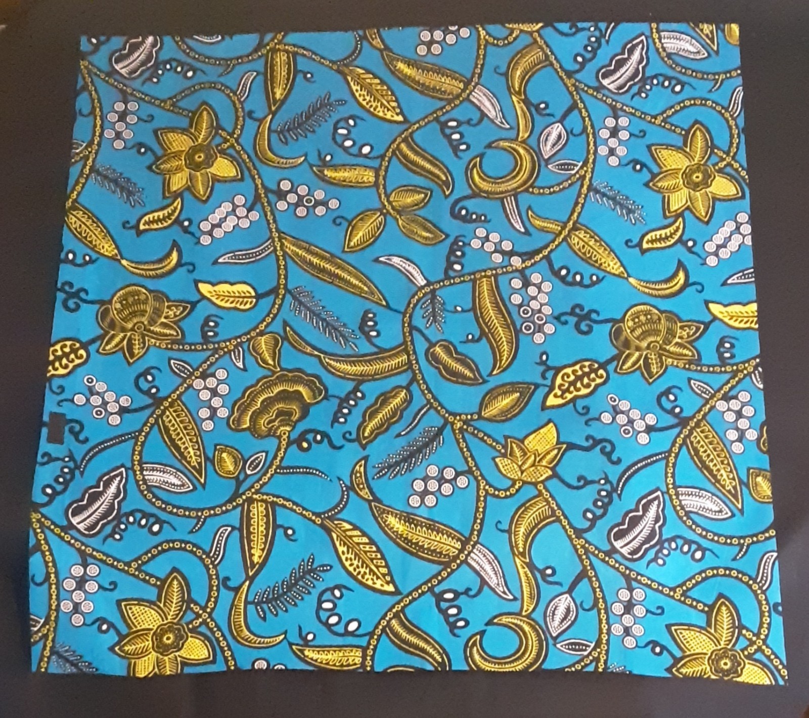 AFRICAN FABRIC BANDANA/HANDKERCHIEF BLUE FLORAL 100%COTTON HANDMADE 22×22″