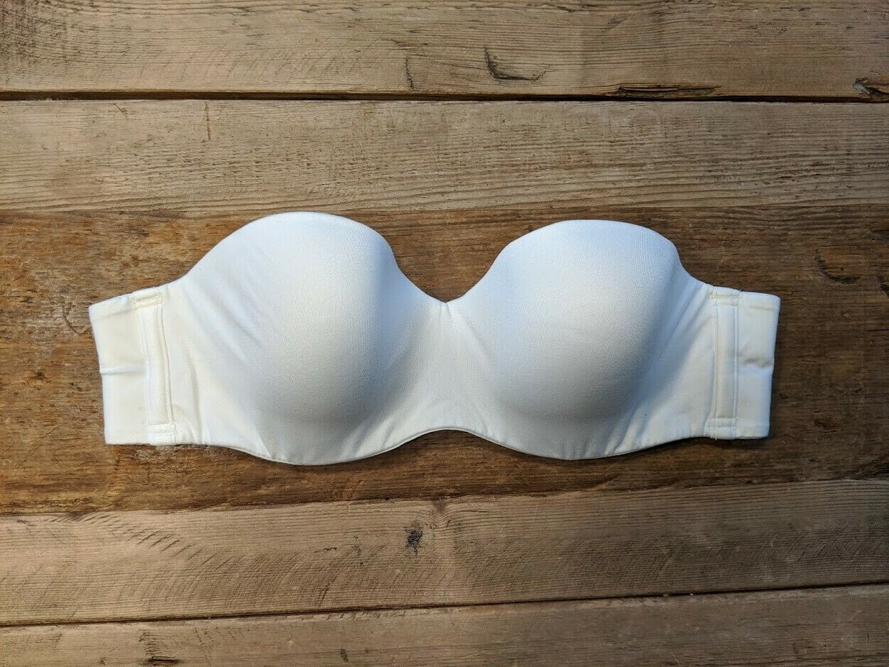 Victoria’s Secret VS White 36C Body By Victoria Lightly Lined Strapless Bra