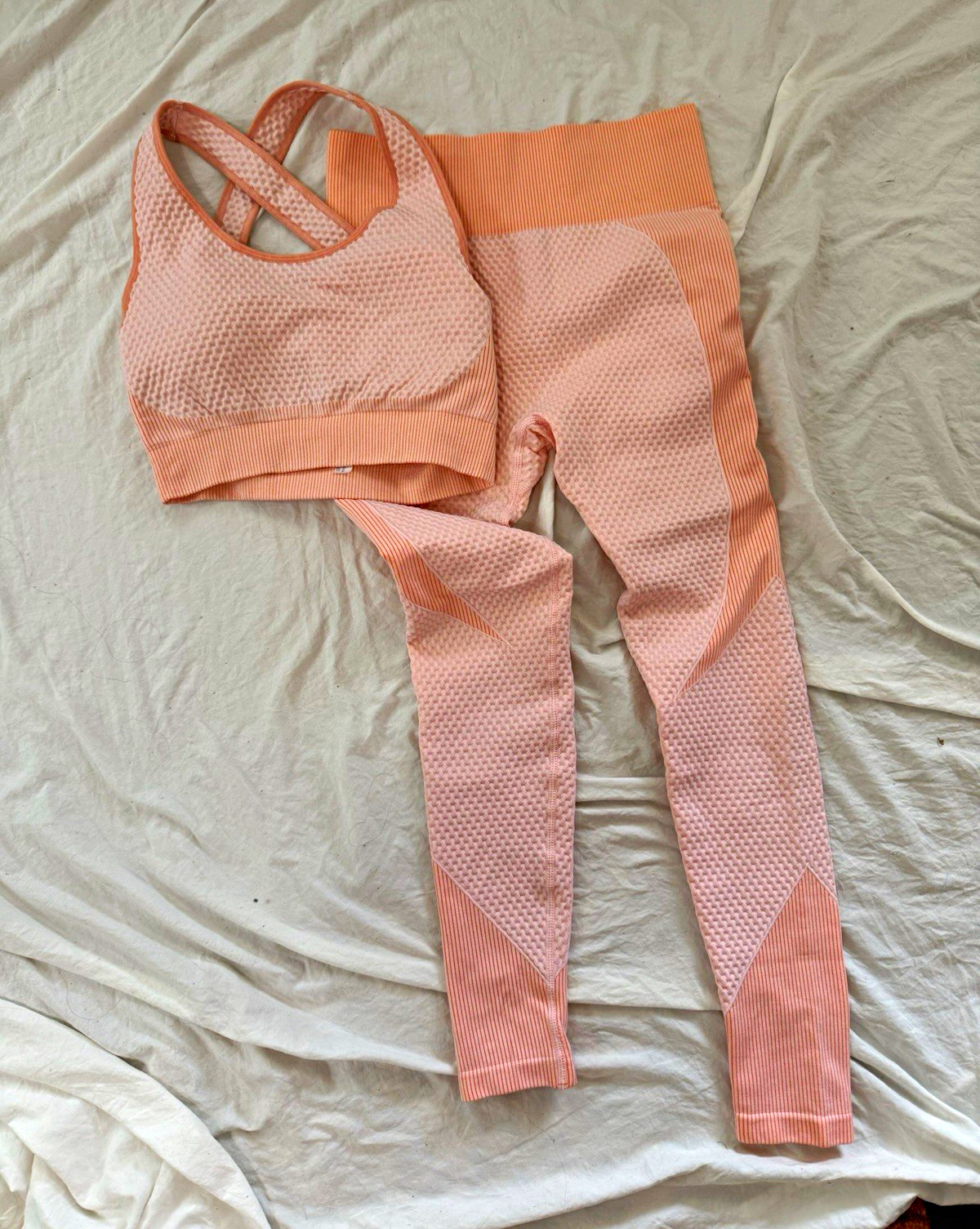 Pink abstract workout sports bra and leggings set size L #activewear #coords