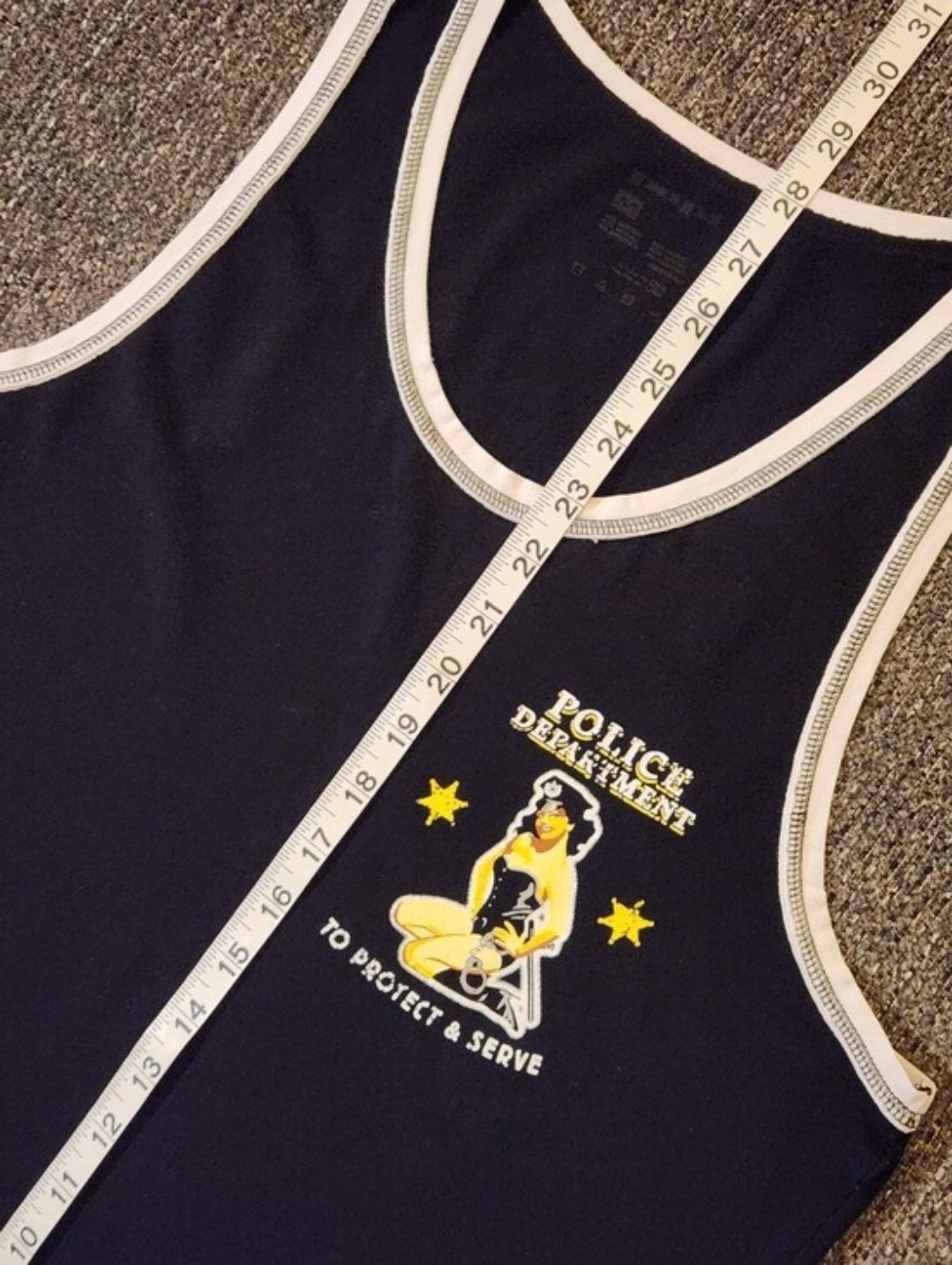 💪MEDIUM Papi💪 – Black/White “To Protect & Serve” Tank