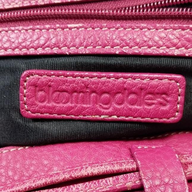 Bloomingdale’s Pink Pebbled Tote Drawstring Closure Inner Pockets Double Handles