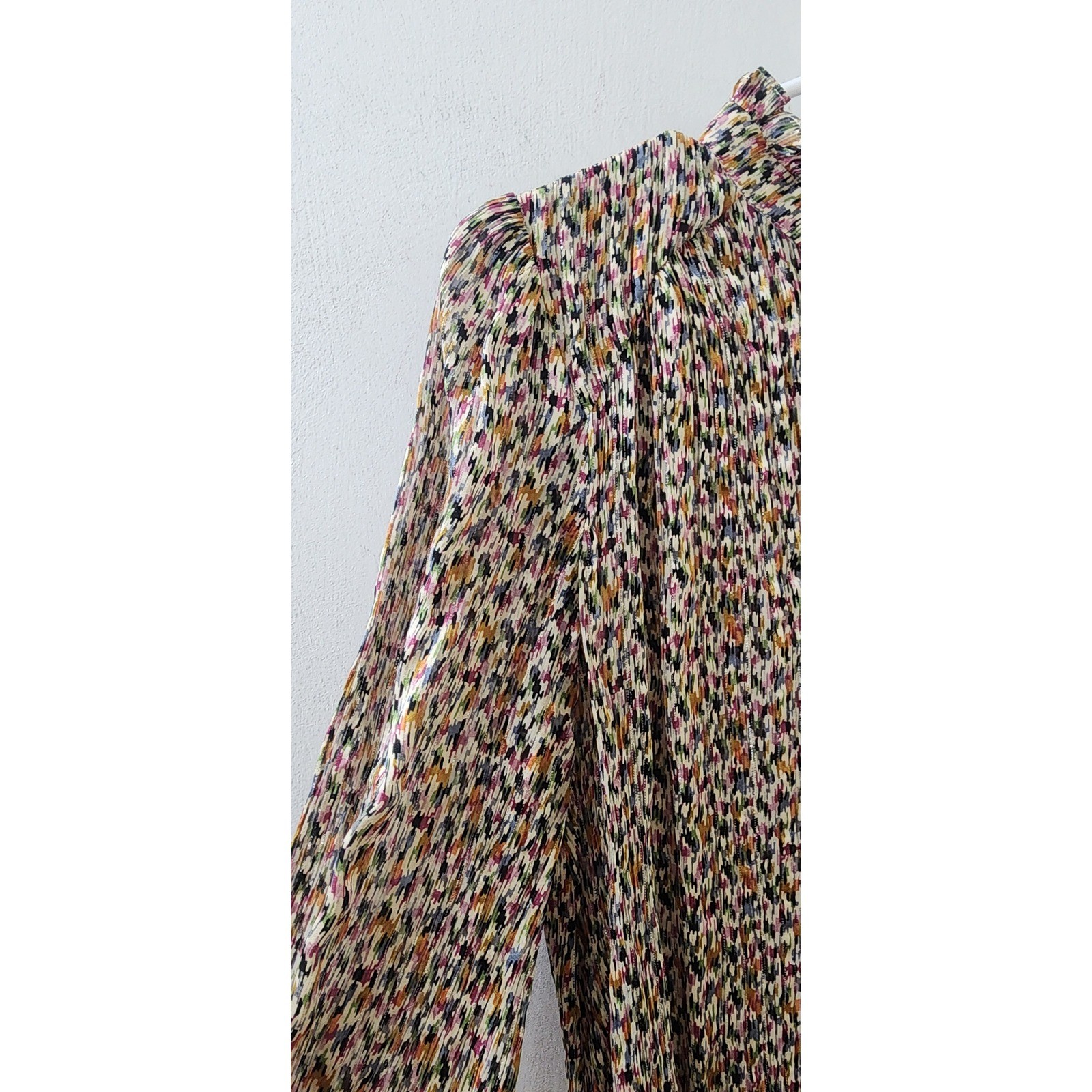 ba&sh Lady Top Multi Color Abstract Pleated Ruffle Neck Blouse Size 1 Small