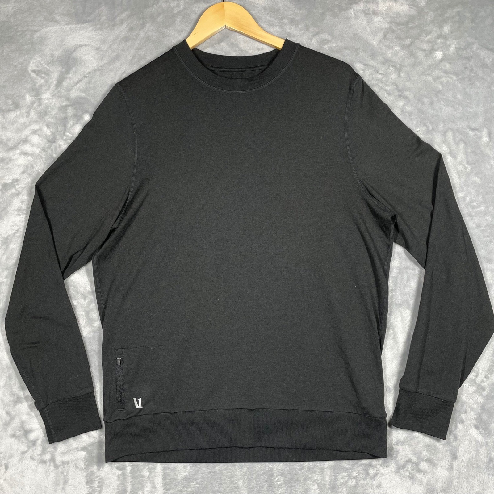 Vuori Ponto Performance Crewneck Black Heather Long Sleeve Shirt V224 Mens Large