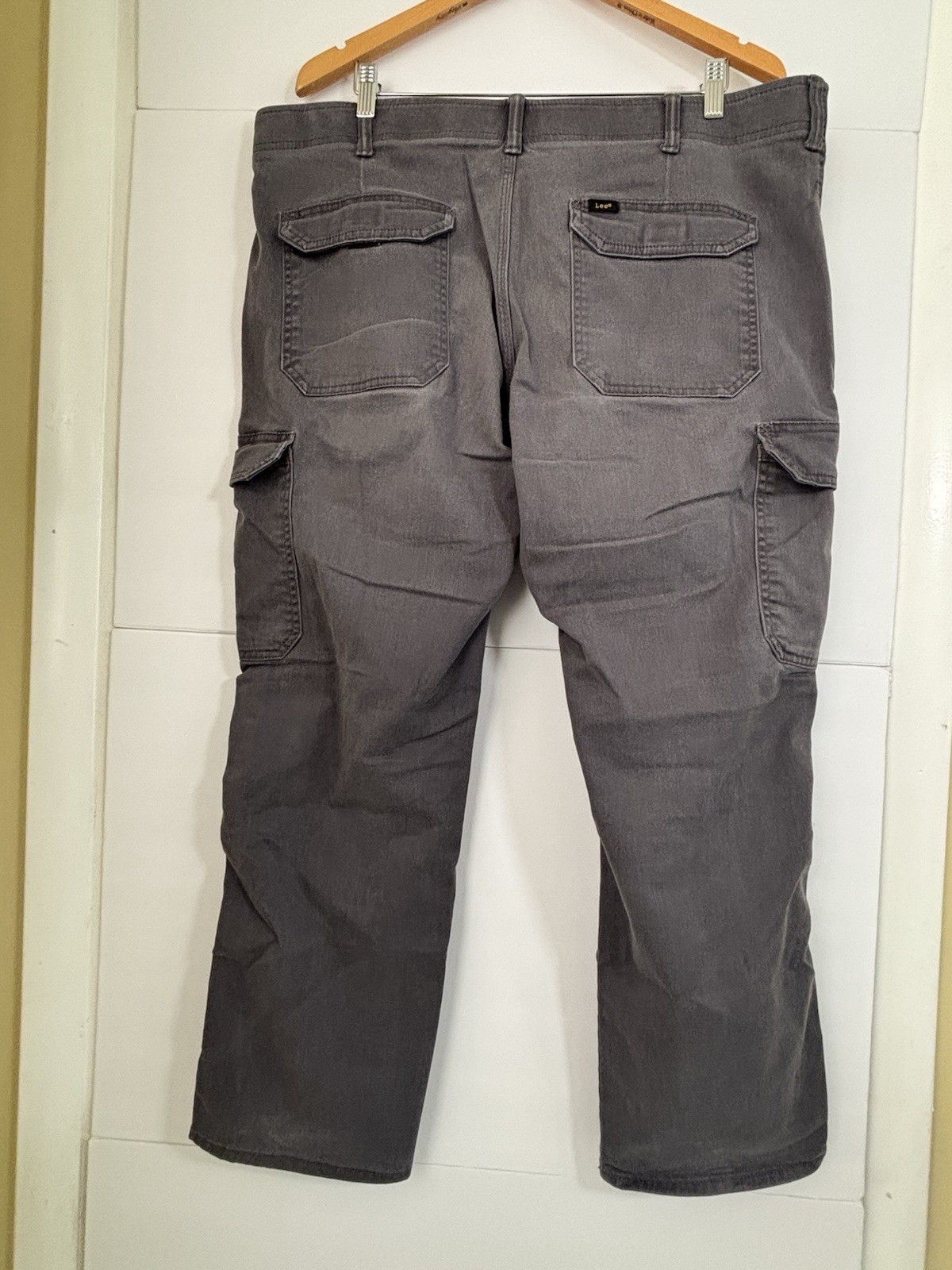 Lee Extreme Comfort Straight Fit Gray Cargo Pants 40W Stretch Canvas Pockets