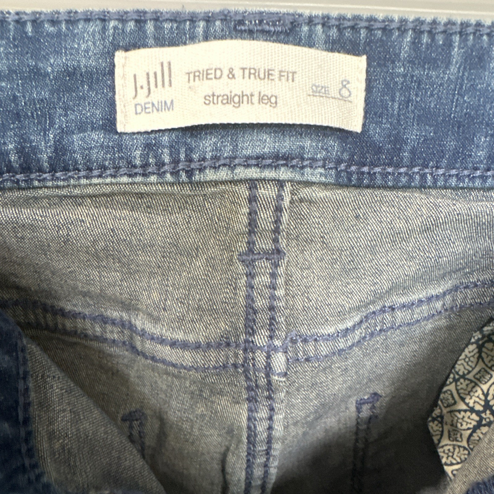 J. Jill Women’s Tried & True Straight Leg Medium Wash Blue Denim Button 5-Pocket