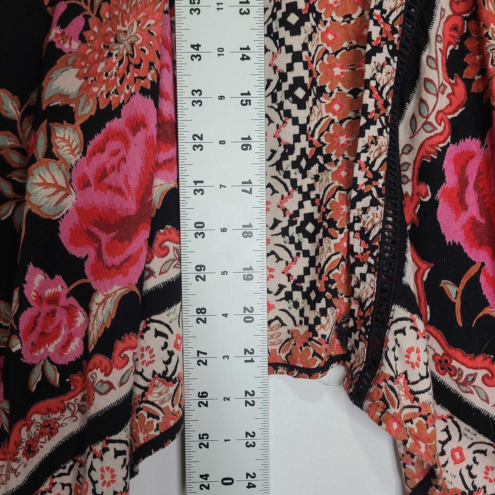 Vtg 90s Y2K Angie Colorful Lightweight Oversized Relaxed Shawl Roses Floral Lg