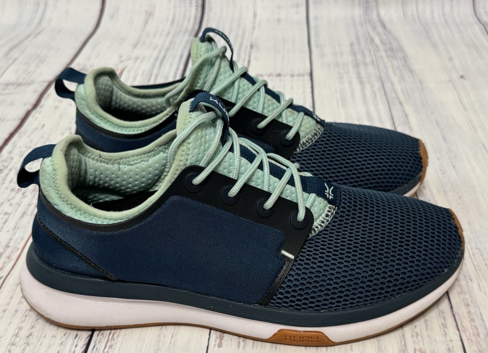 KURU Atom Women’s 9M Casual Walking Training Shoes Blue White Gum