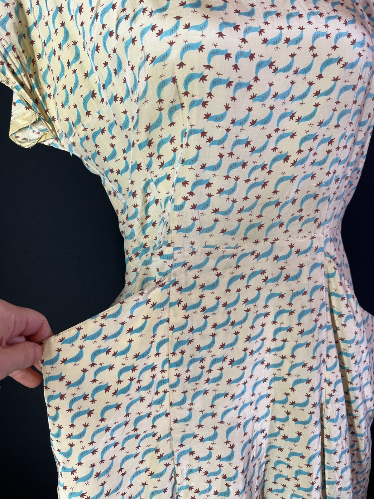 Vintage Homemade Housedress Short Sleeve Pockets Rooster Print *Flaws