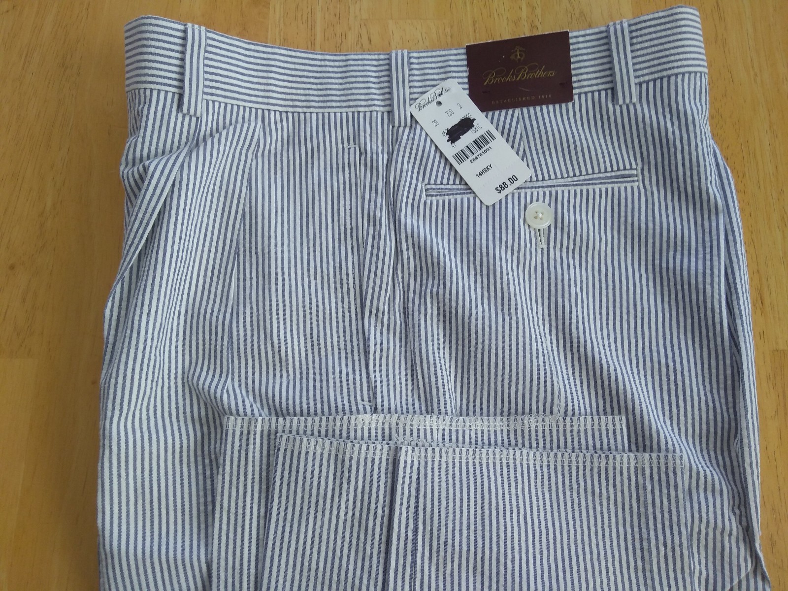 NWOT Brooks Brothers Blue & White Seersucker Cotton Trousers W30 L33 MSRP $88