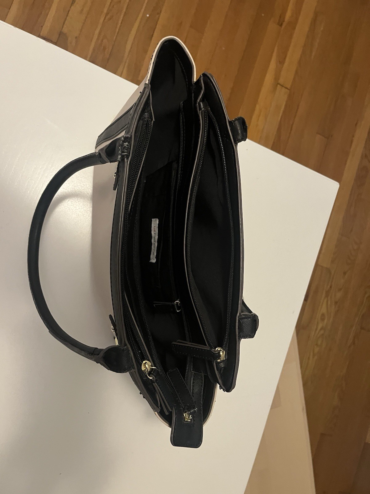 This Liz Claiborne Mini Tuxedo Tote