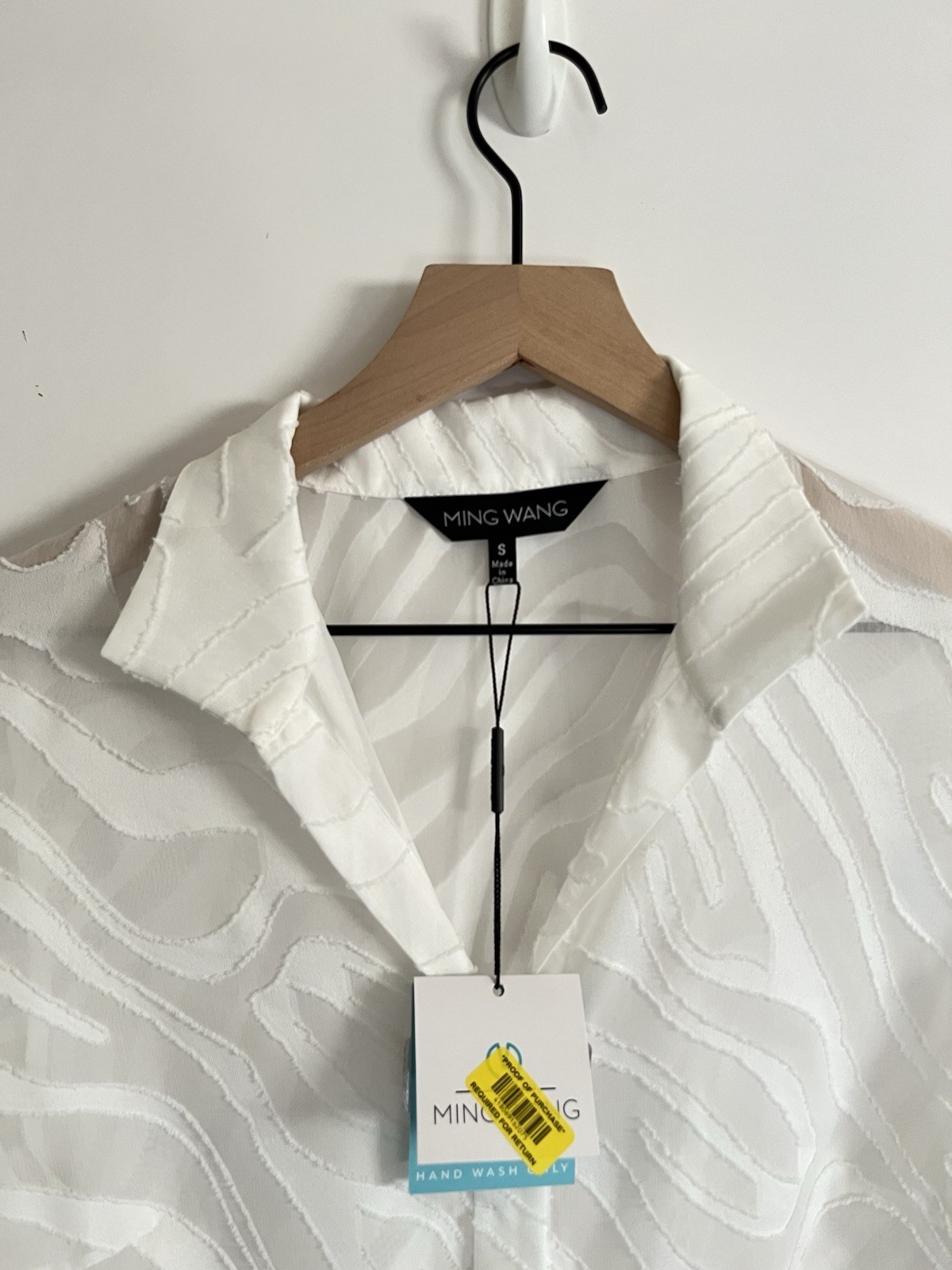 New Ming Wang Women’s White Zebra Button Front Shirt Textured Office Business