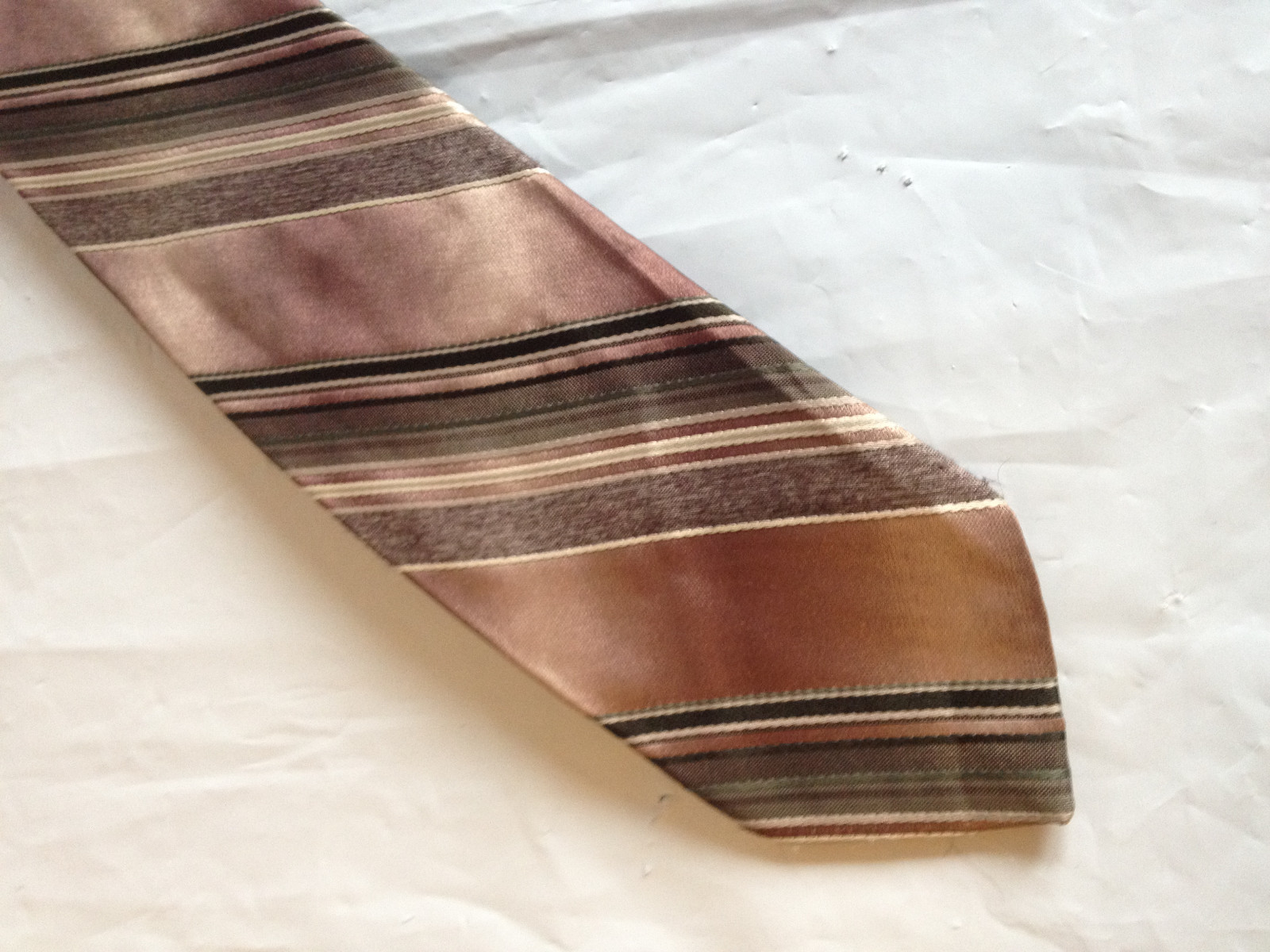 Brown Black Gold Tie Necktie WEMBLEY (8829)