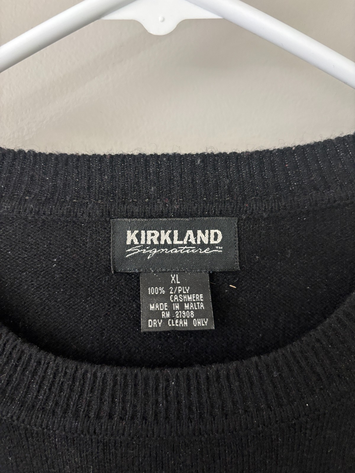 Kirkland Signature Cashmere Black Crewneck Sweater