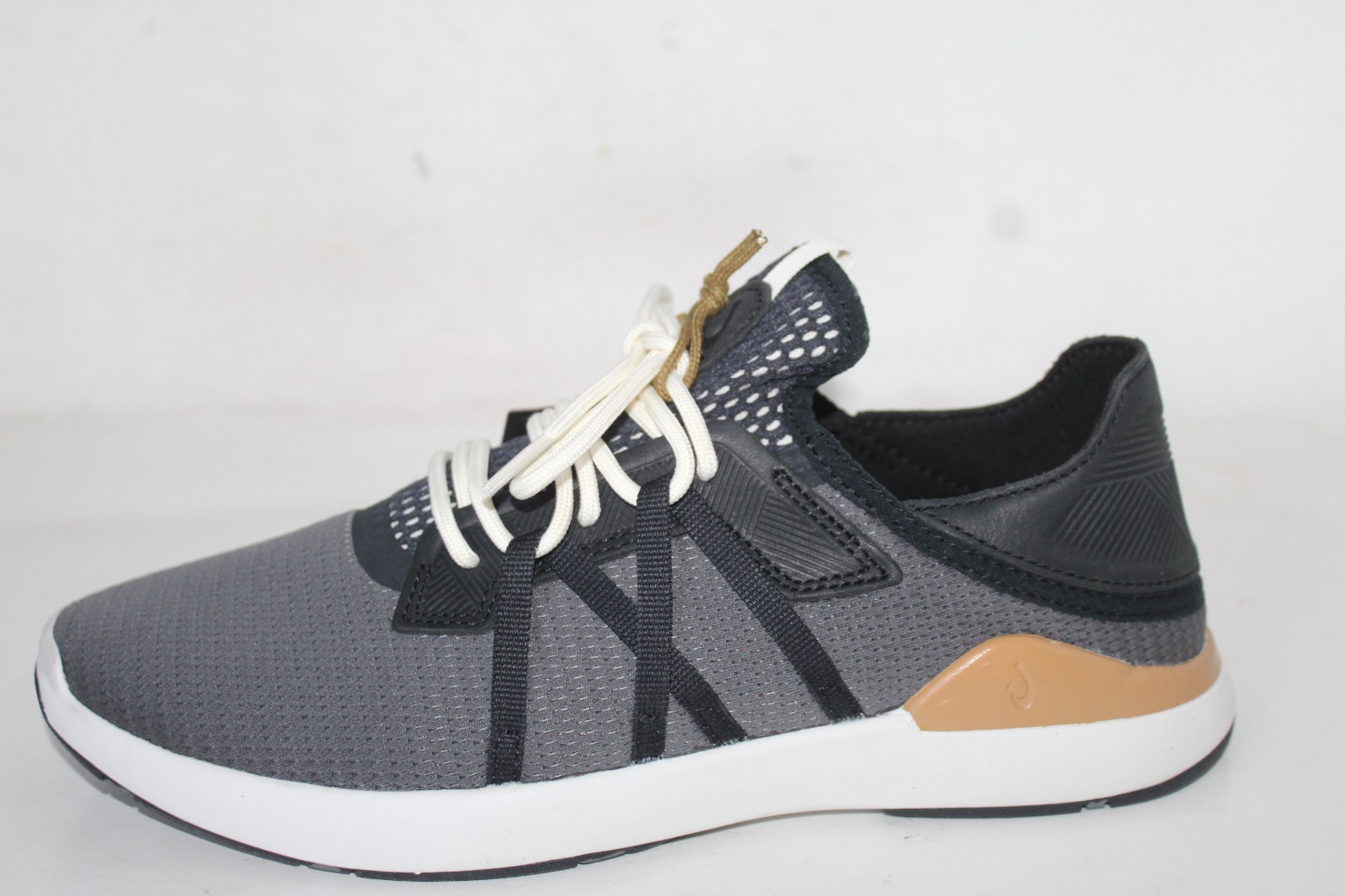 Olukai Men’s MIO Li Rock/Natural Synthetic/Mesh Sneakers Size 8.5