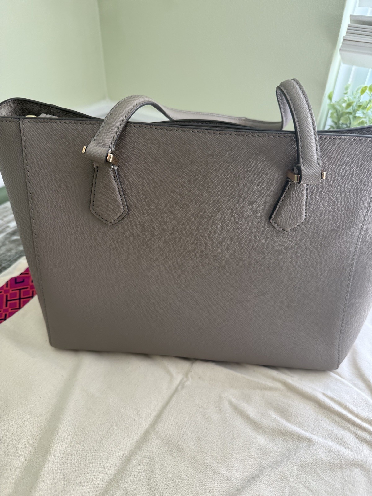 Tory Burch Robinson Small Tote Gray Heron Saffiano Leather Pre-owned