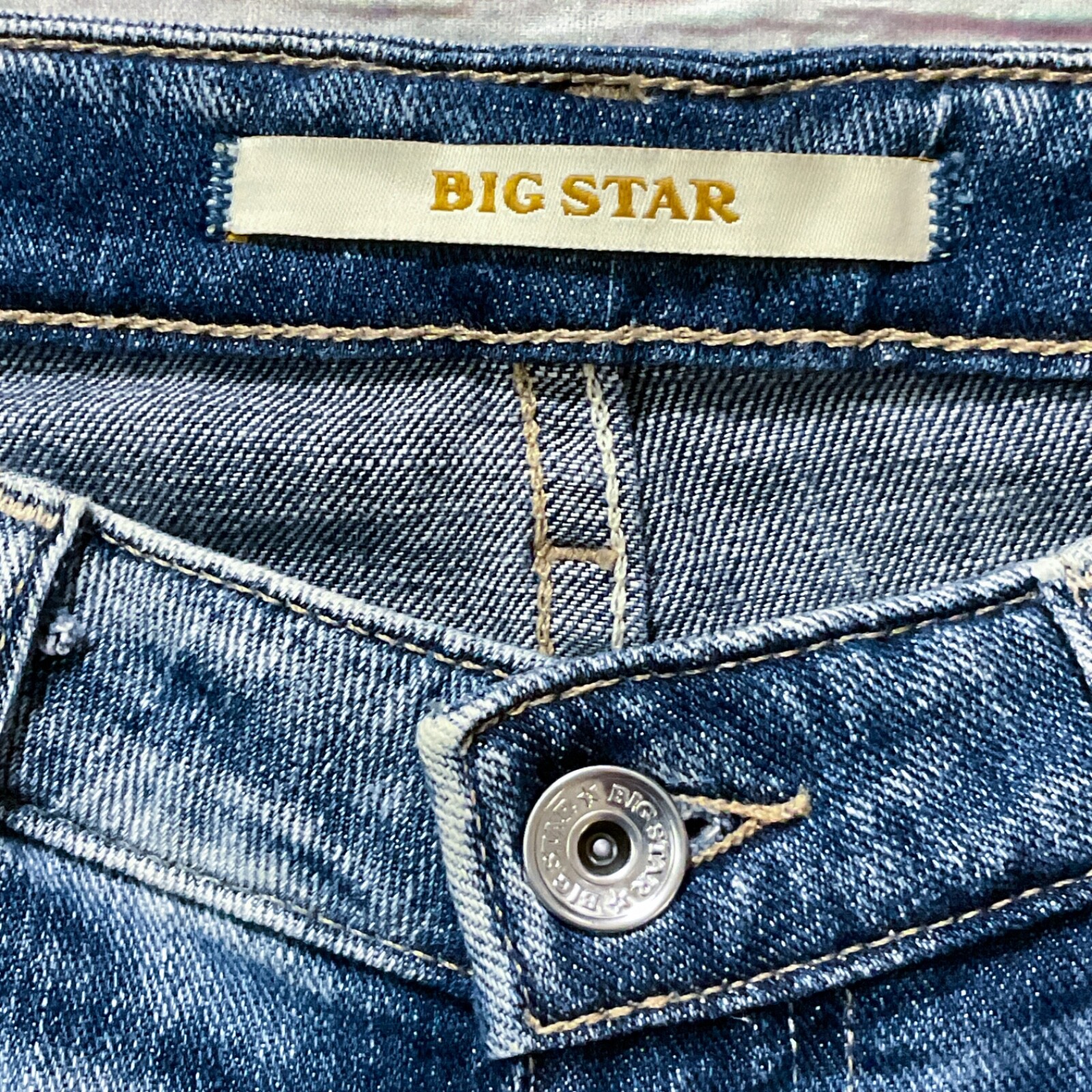 Big Star Womens Jeans size 6 W28 Vagabond Straight x31″ insm Medium Wash Stretch
